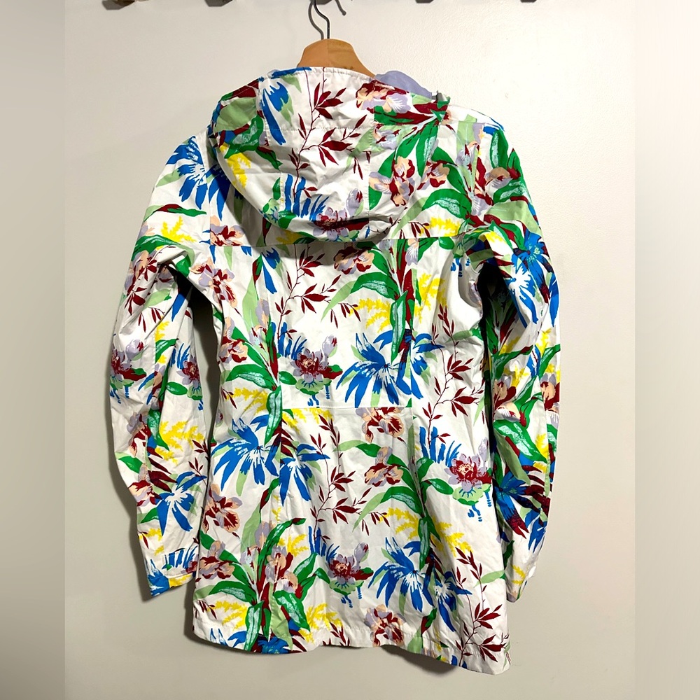 Woman’s Columbia Rain Jacket